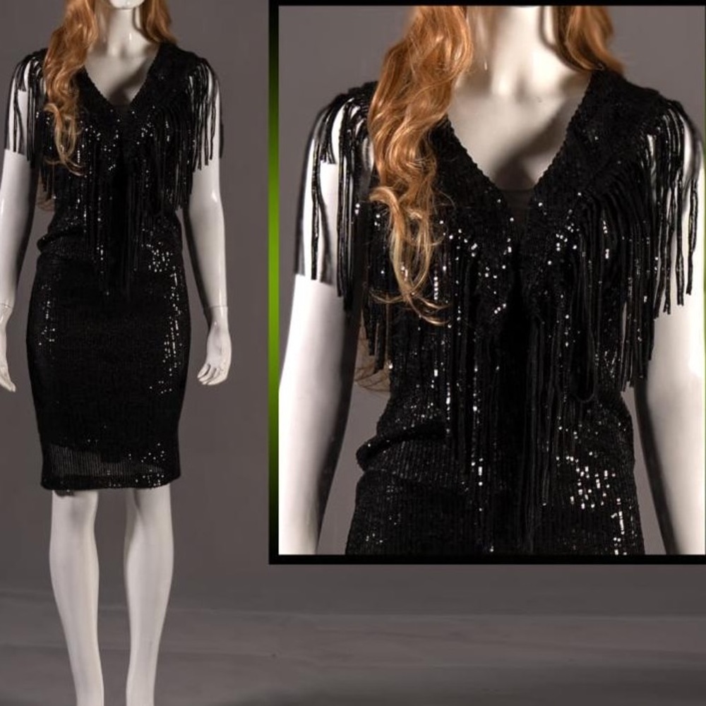 Dress - Picture 2 of 2